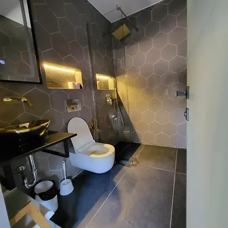 La Mirage 04 Apartmán Tirana