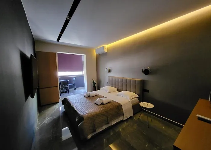 La Mirage 04 * Tirana