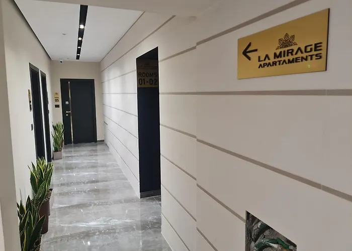 La Mirage 04 * 地拉那